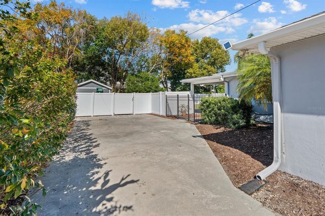 1135 SHADY LANE DRIVE, Orlando, FL 32804