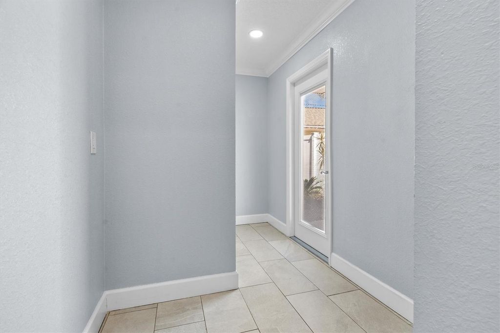 Image 28 of property listing at 1135 SHADY LANE DRIVE, Orlando, FL 32804