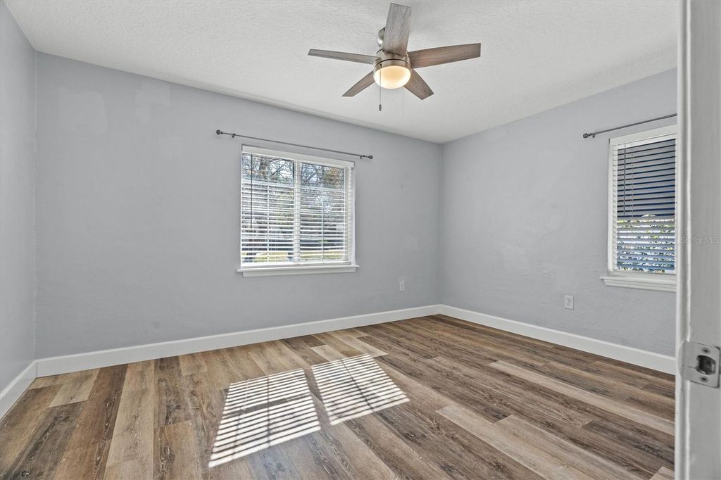 Image 34 of property listing at 1135 SHADY LANE DRIVE, Orlando, FL 32804