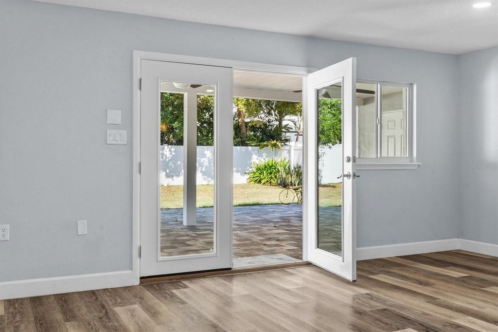 Image 39 of property listing at 1135 SHADY LANE DRIVE, Orlando, FL 32804