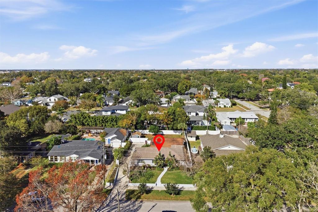 Image 54 of property listing at 1135 SHADY LANE DRIVE, Orlando, FL 32804