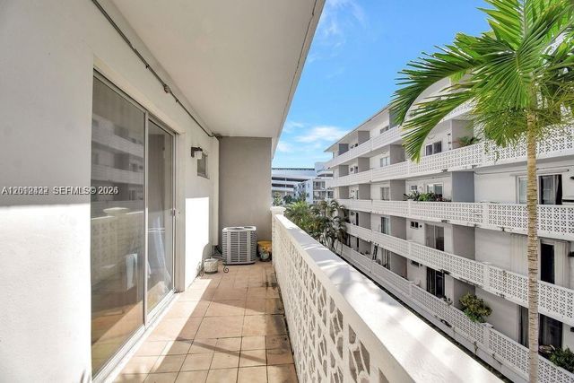 1620 West Ave 406, Miami Beach, FL 33139