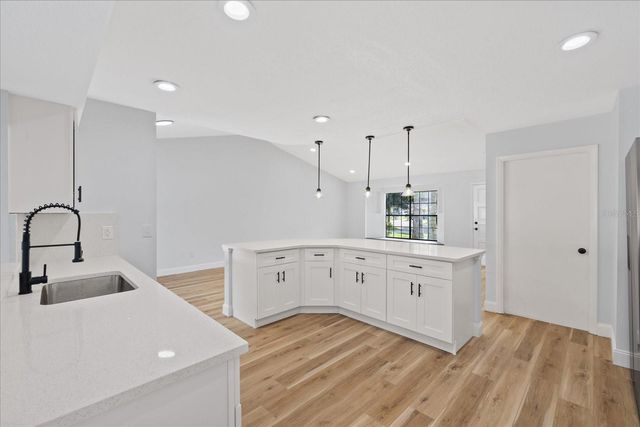 12008 STEPPINGSTONE BOULEVARD, Tampa, FL 33635