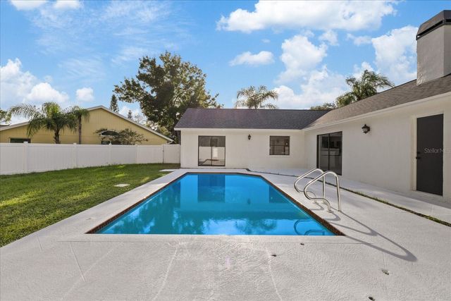 12008 STEPPINGSTONE BOULEVARD, Tampa, FL 33635