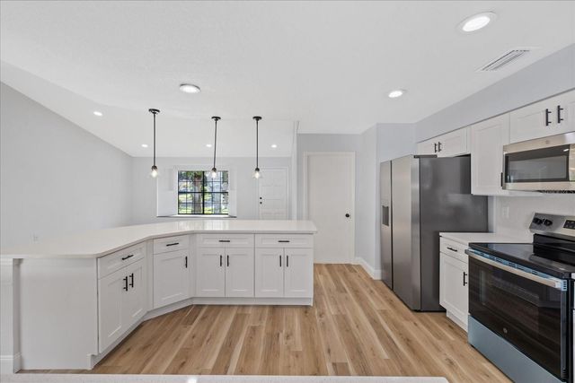 12008 STEPPINGSTONE BOULEVARD, Tampa, FL 33635