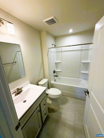 5130 LAZY BRANCH LN, Keswick, VA 22947