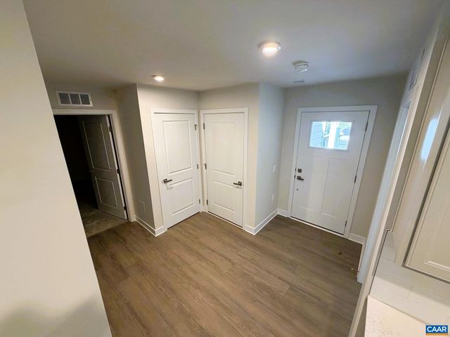 5130 LAZY BRANCH LN, Keswick, VA 22947