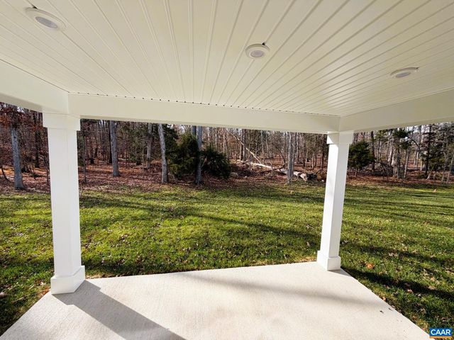 5130 LAZY BRANCH LN, Keswick, VA 22947