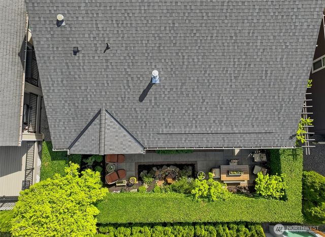 23018 NE 128th Place, Redmond, WA 98053