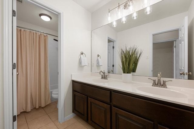 11704 Via Grande DR, Austin, TX 78739