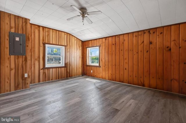 546 S 9TH ST, Reading, PA 19602