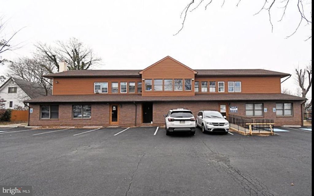 608 EASTON RD, Willow Grove, PA 19090