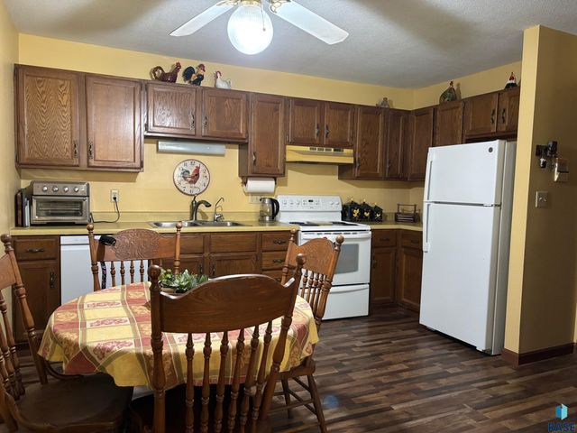 3712 S Terry Ave Avenue 103, Sioux Falls, SD 57106