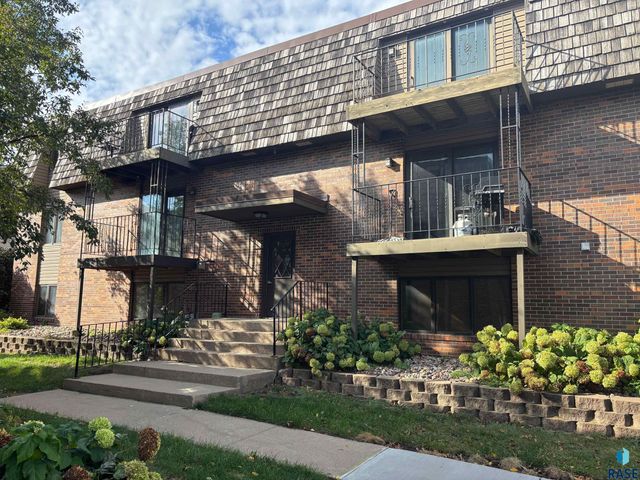 3712 S Terry Ave Avenue 103, Sioux Falls, SD 57106