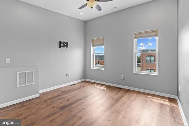 625 S CLINTON ST S, Baltimore, MD 21224