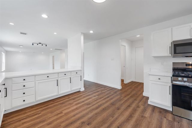 11703 N Perry Avenue, Houston, TX 77071