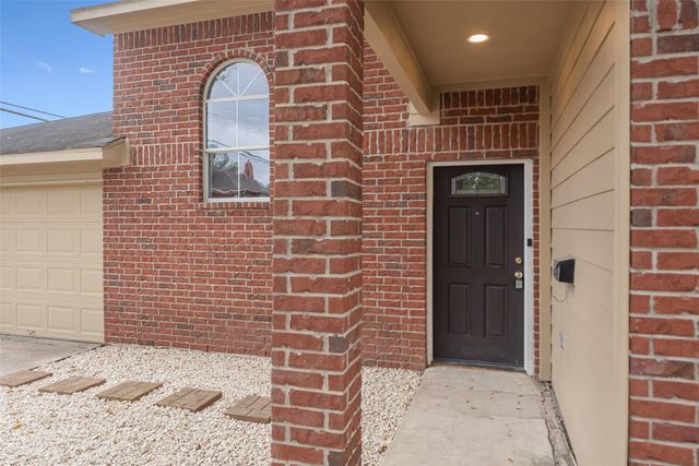 11703 N Perry Avenue, Houston, TX 77071