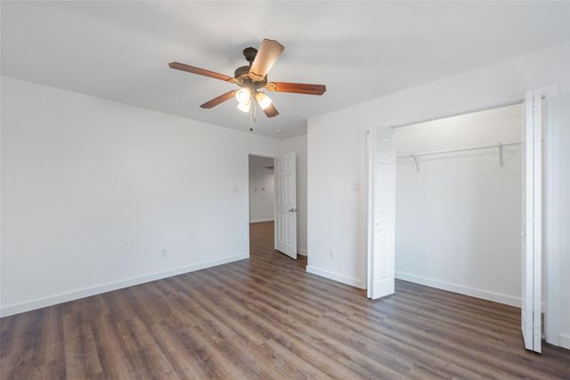 11703 N Perry Avenue, Houston, TX 77071