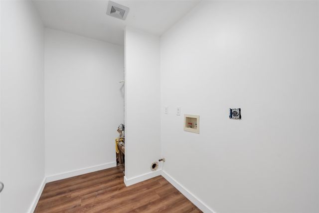 11703 N Perry Avenue, Houston, TX 77071