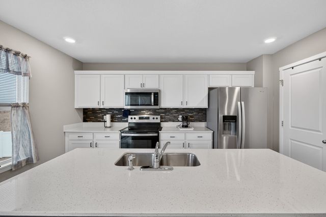 920 Cove Street SE, Bondurant, IA 50035