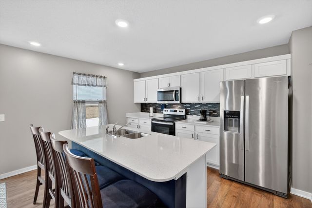 920 Cove Street SE, Bondurant, IA 50035