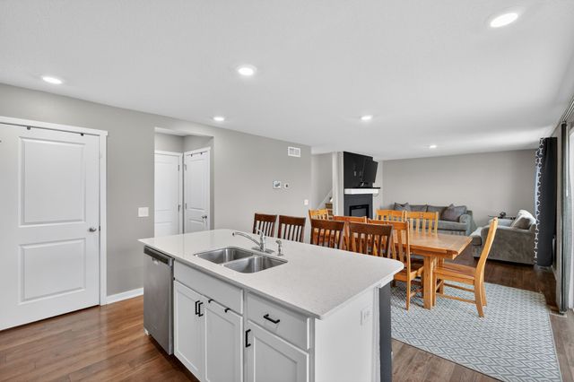 920 Cove Street SE, Bondurant, IA 50035