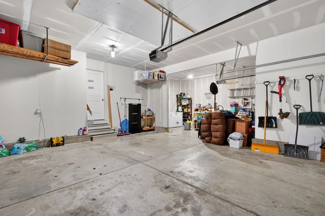 920 Cove Street SE, Bondurant, IA 50035