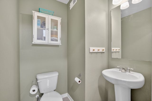 920 Cove Street SE, Bondurant, IA 50035