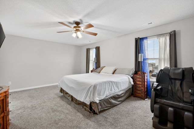 920 Cove Street SE, Bondurant, IA 50035