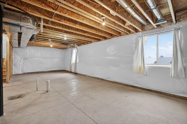 920 Cove Street SE, Bondurant, IA 50035