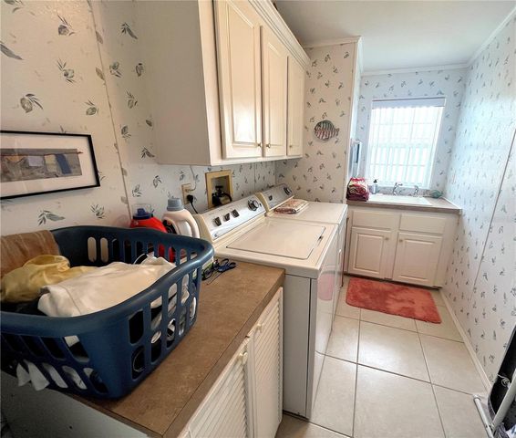 817 S GREEN CIRCLE, Venice, FL 34285