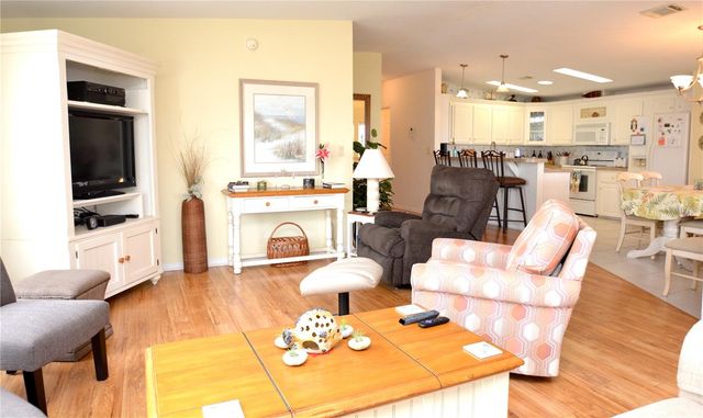 817 S GREEN CIRCLE, Venice, FL 34285