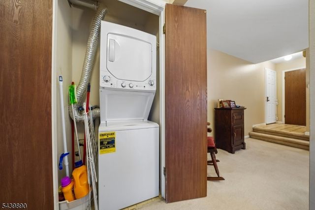 19 Kensington Rd 19H, Chatham Twp., NJ 07928