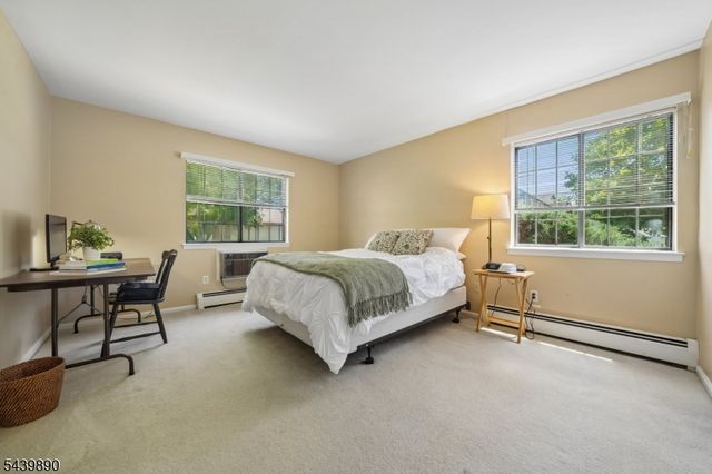 19 Kensington Rd 19H, Chatham Twp., NJ 07928