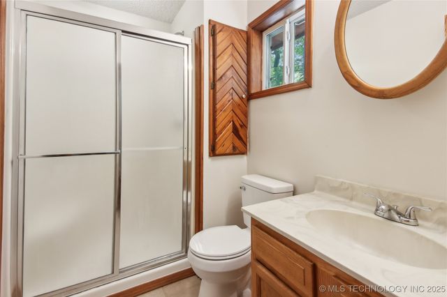 206 Alder Way, Tahlequah, OK 74464