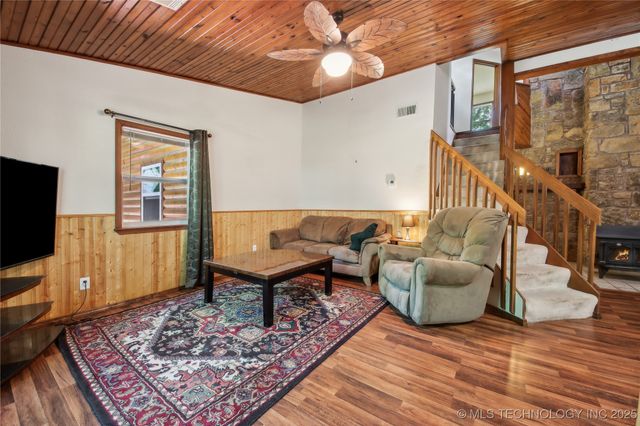 206 Alder Way, Tahlequah, OK 74464