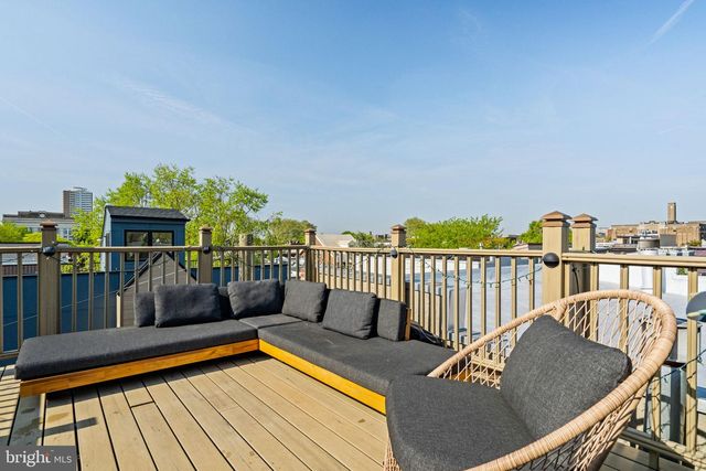 311 PEMBERTON ST, Philadelphia, PA 19147