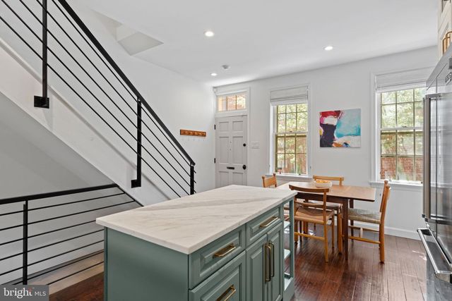 311 PEMBERTON ST, Philadelphia, PA 19147