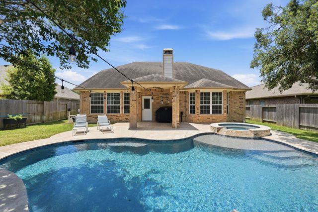 12322 Scherer Woods Court, Tomball, TX 77377