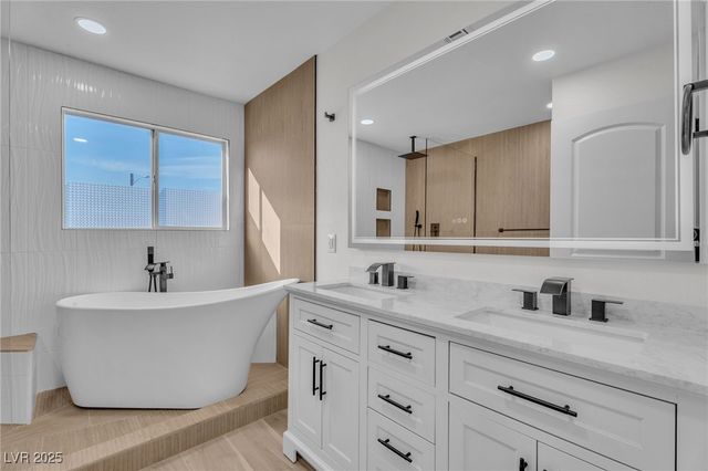 7749 Curiosity Avenue, Las Vegas, NV 89131