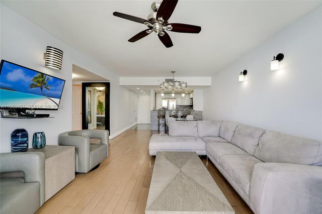 1900 Sunset Harbour Dr 1806, Miami Beach, FL 33139