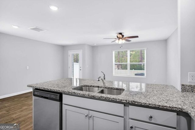 215 Coneflower Road, Bloomingdale, GA 31302