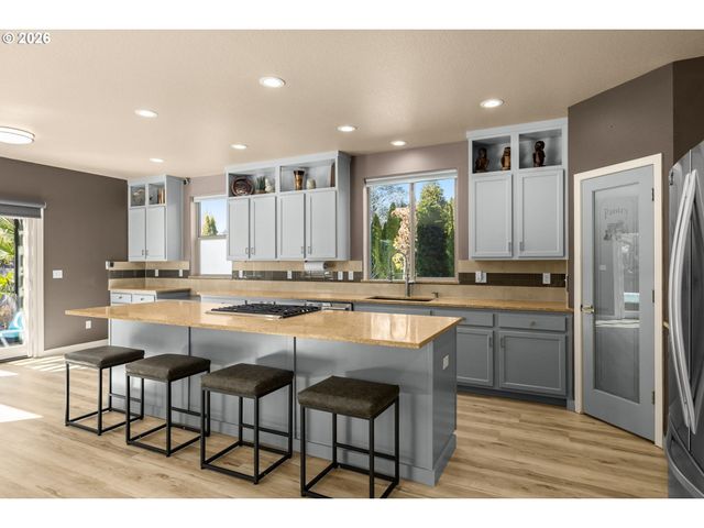 2007 Sw 194TH Pl, Beaverton, OR 97003