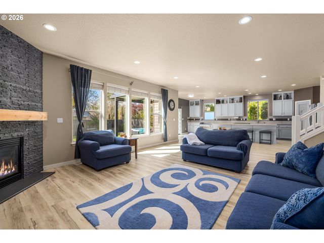 2007 Sw 194TH Pl, Beaverton, OR 97003