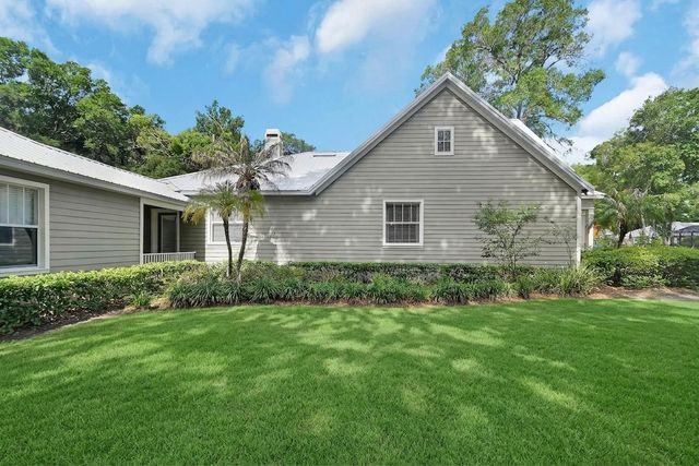 411 GARDEN STREET, Lake Helen, FL 32744