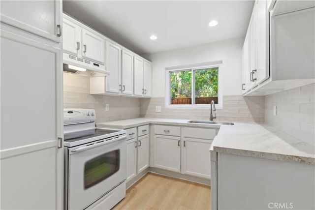 30523 Canwood St, Agoura Hills, CA 91301