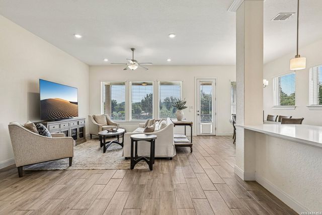 22826 Rio Salado, San Antonio, TX 78261