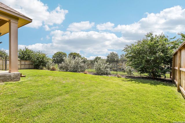 22826 Rio Salado, San Antonio, TX 78261