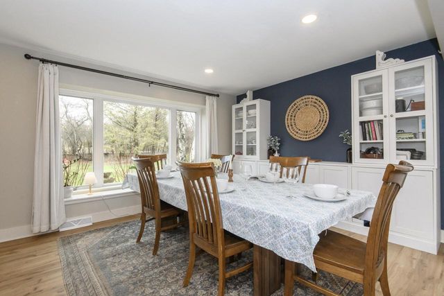 W301S3618 Snowdon DRIVE, Waukesha, WI 53189