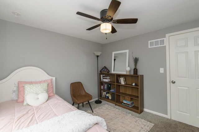 W301S3618 Snowdon DRIVE, Waukesha, WI 53189